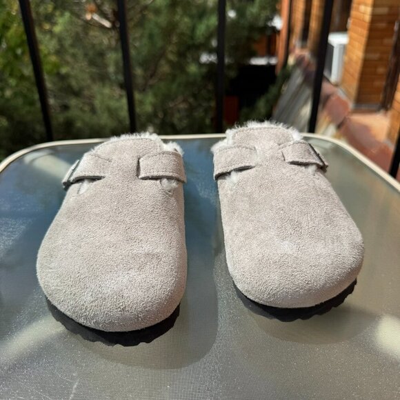 New Birkenstock Boston Shearling Clogs Suede Shoes in Stone Coin US 7 / EUR 38 - Picture 5 of 13